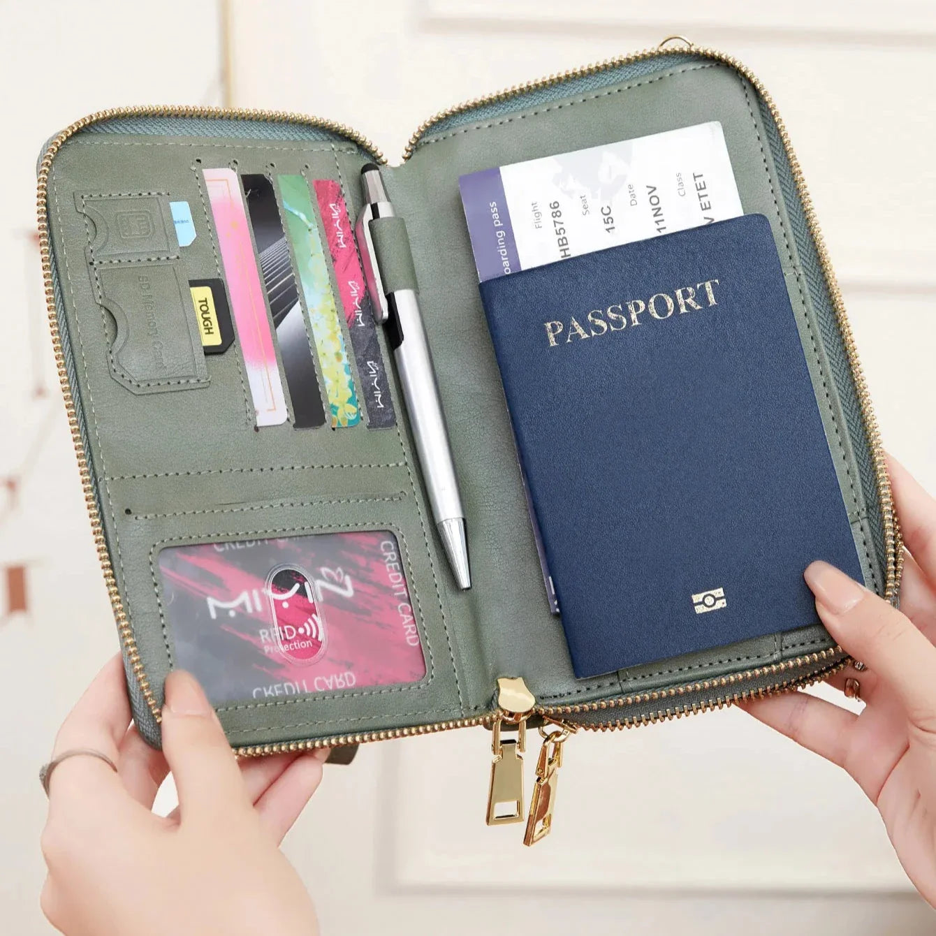 Dalia | Secure & Organized RFID Blocking Passport Holder Wallet