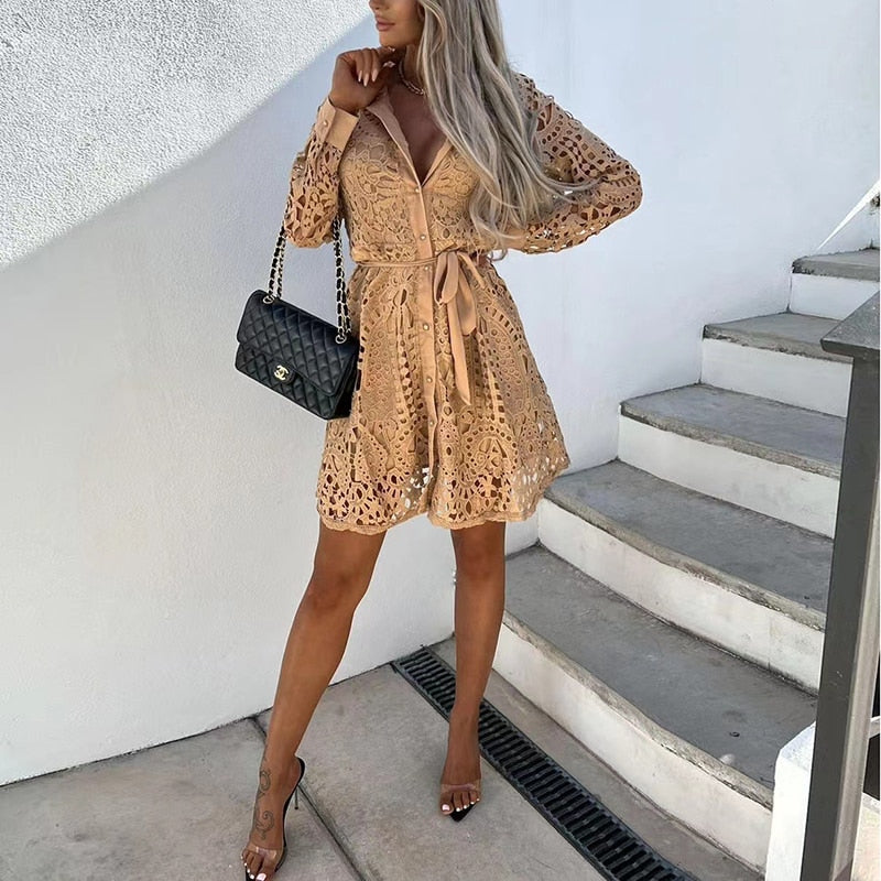 BELLA | Elegant and stylish lace dress