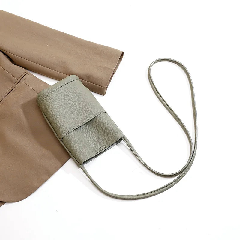 Camryn | Compact & Stylish Lightweight Crossbody Sling Bag