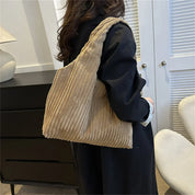 Camila | Corduroy Shoulder Bag