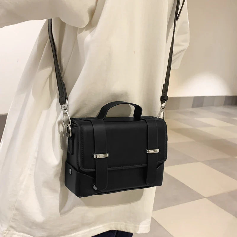 Erin | Compact & Chic Elegance Sling Handbag
