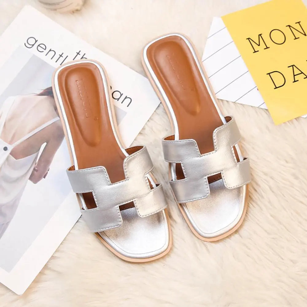 SARA | Timeless Chic Flat Sandals - Lizabella Fashion