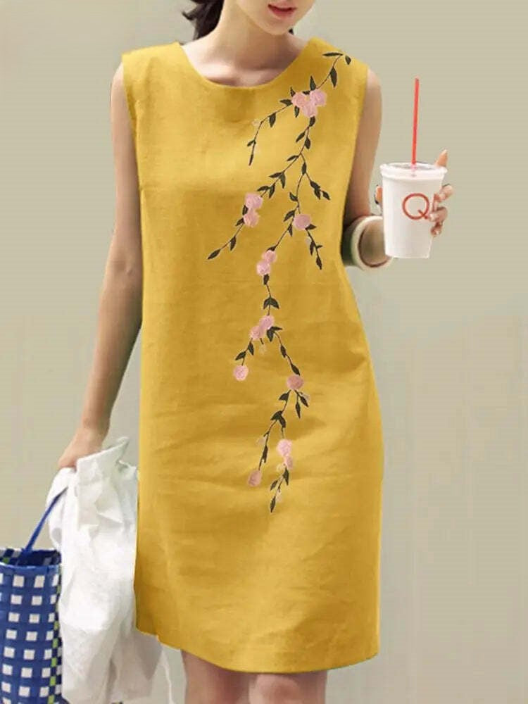 SOFIA | Floral Embroidered Dress
