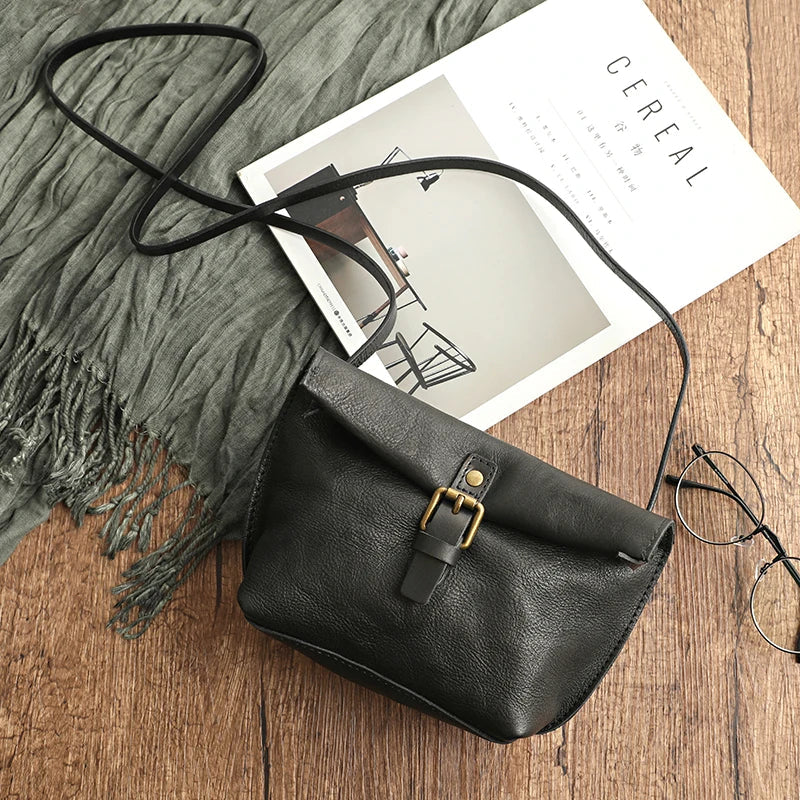 Lyra | Timeless and Functional Vintage-Style Mini Sling Bag