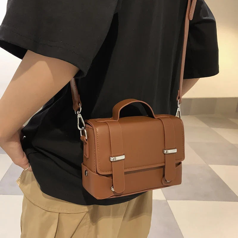 Erin | Compact & Chic Elegance Sling Handbag