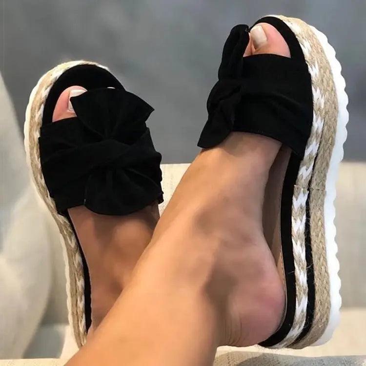 Scarlet Bliss | Chic Summer Sandals with Adorable Bow Detail - Lizabella Fashion