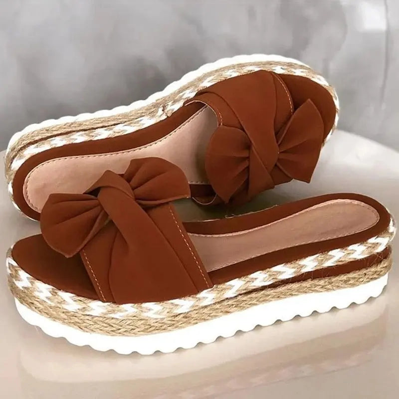 Scarlet Bliss | Chic Summer Sandals with Adorable Bow Detail - Lizabella Fashion