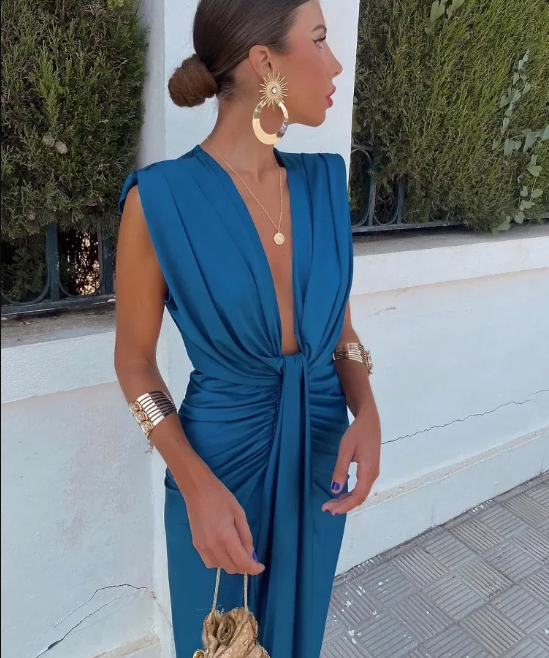 Everleigh | Timeless Elegance Cocktail Dress