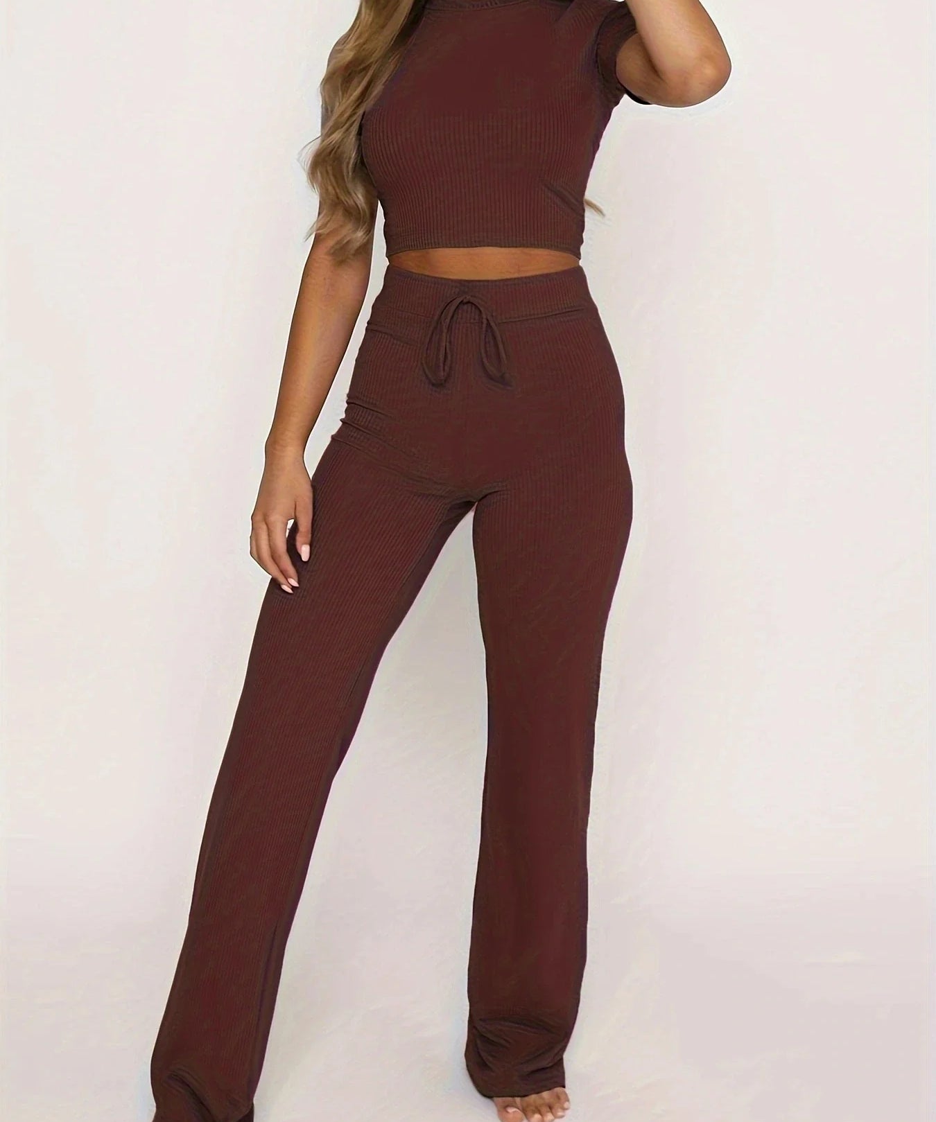 Elevate Your Workout: Women's Two-Piece Casual Yoga Gym Set by Lynette - Lizabella Fashion