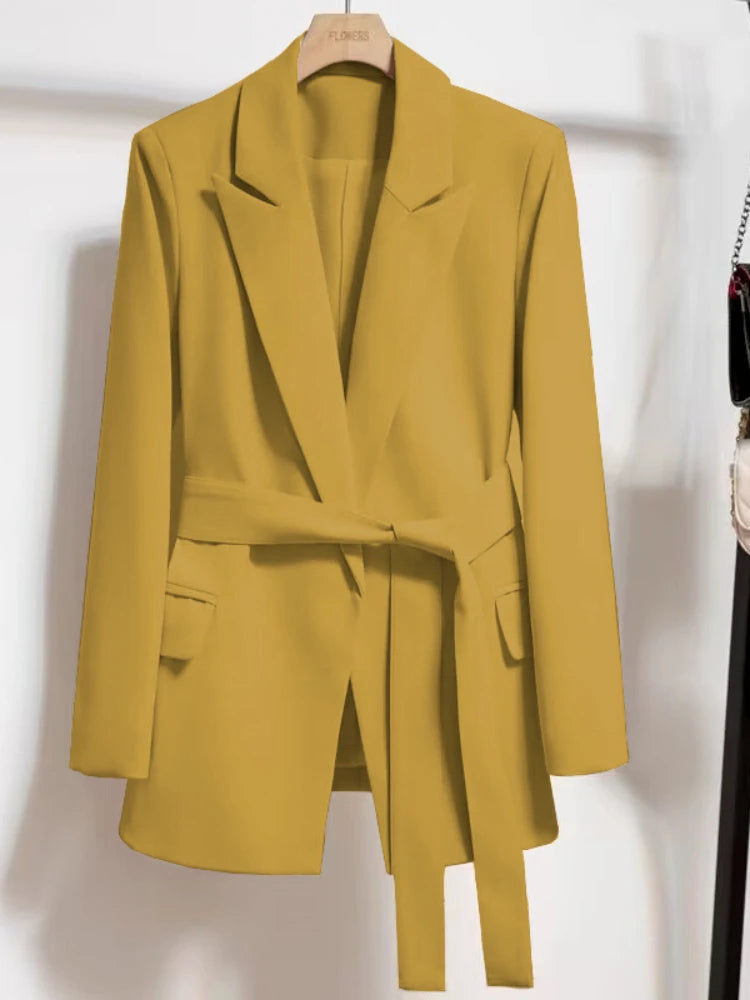 Ava | Stylish Belted Blazer for a Modern Look