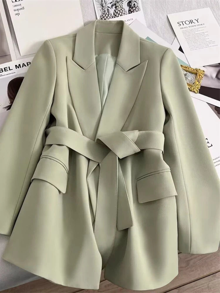 Ava | Stylish Belted Blazer for a Modern Look