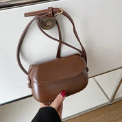 Kira | Women's Retro Saddle Leather Crossbody Handbag