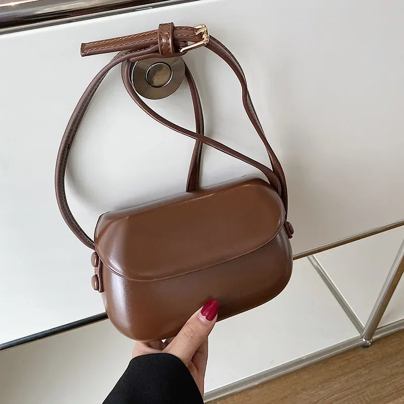 Kira | Women's Retro Saddle Leather Crossbody Handbag