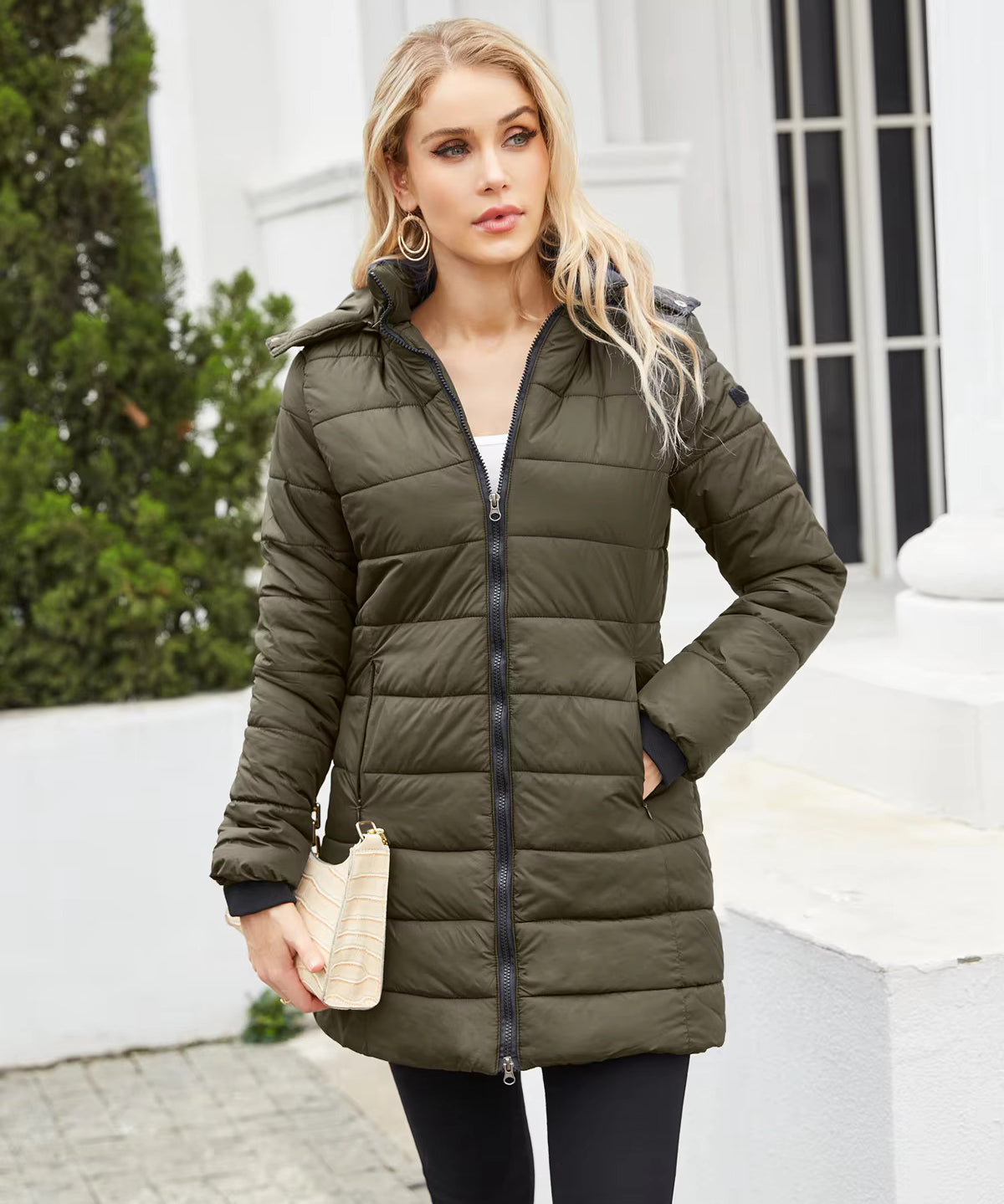 Brianna | Sleek and Stylish Detachable Hood Puffer Coat