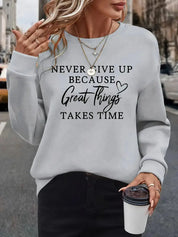Stella | Trendy Sweatshirt Featuring Striking Letter Graphics - Lizabella Fashion