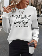 Stella | Trendy Sweatshirt Featuring Striking Letter Graphics - Lizabella Fashion
