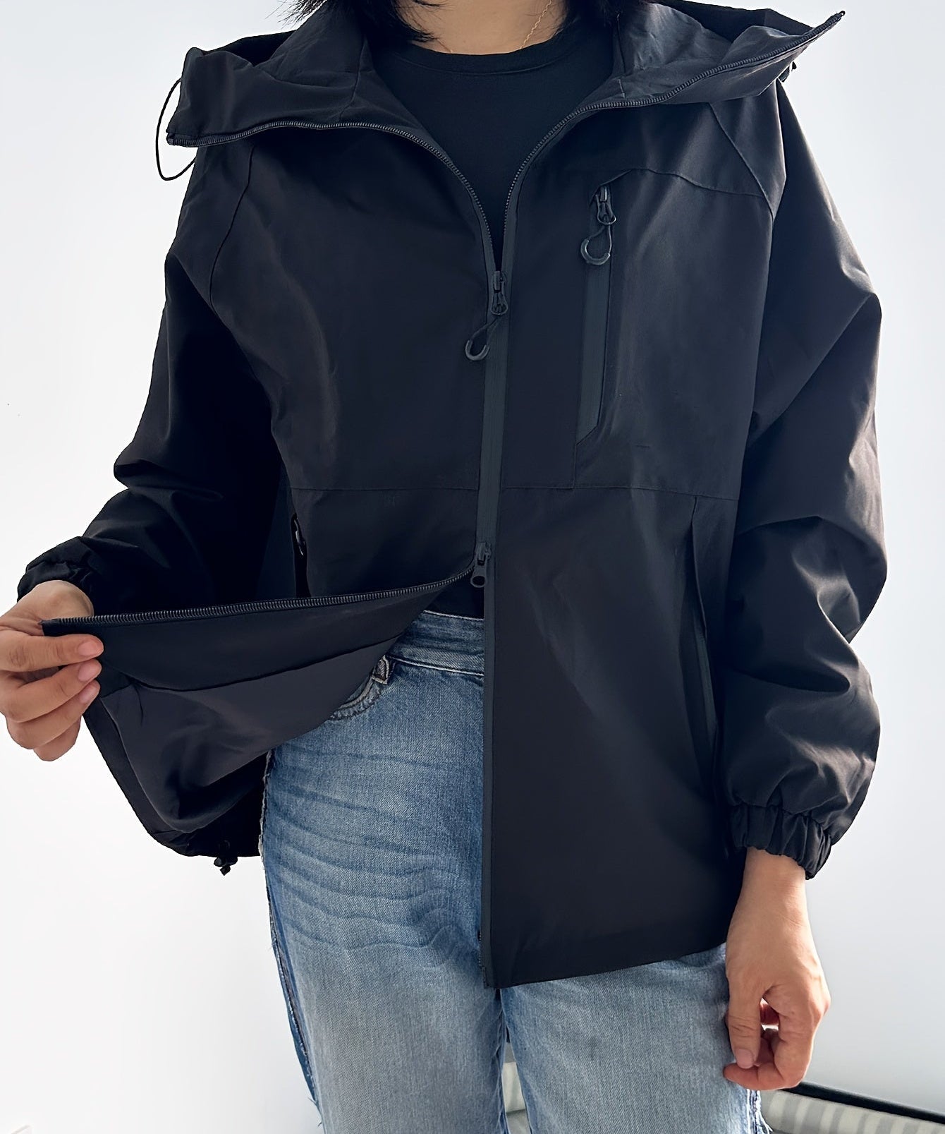 Roselyn | Fashionable & Functional Women's Raincoat
