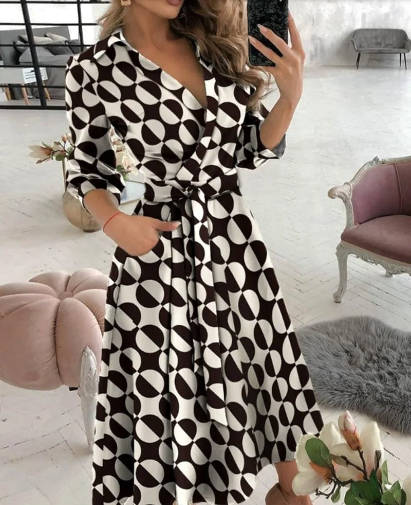 Juliet | Classic V-Neck Midi Dress - Captivating Charm for Formal Affairs