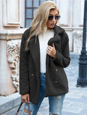 Cora | Plush Winter Coat – Embrace the Cozy Season