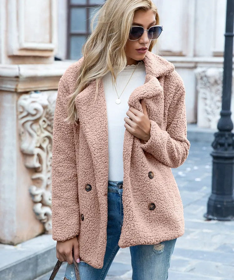 Cora | Plush Winter Coat – Embrace the Cozy Season
