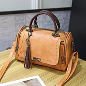 Flynn | Vintage Elegance Crossbody Bag