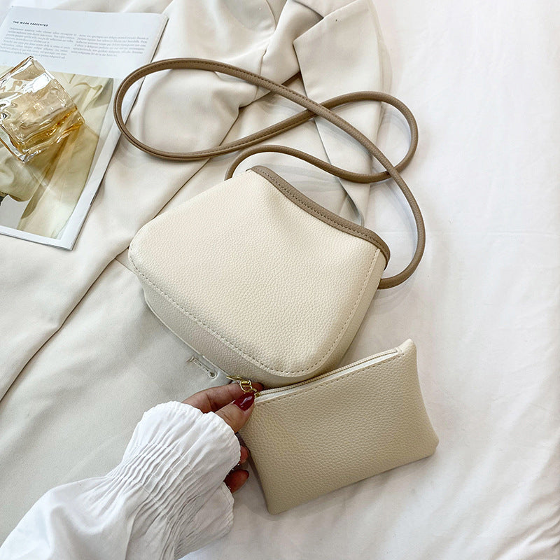 Galilea | Sleek Leather Crossbody Bag