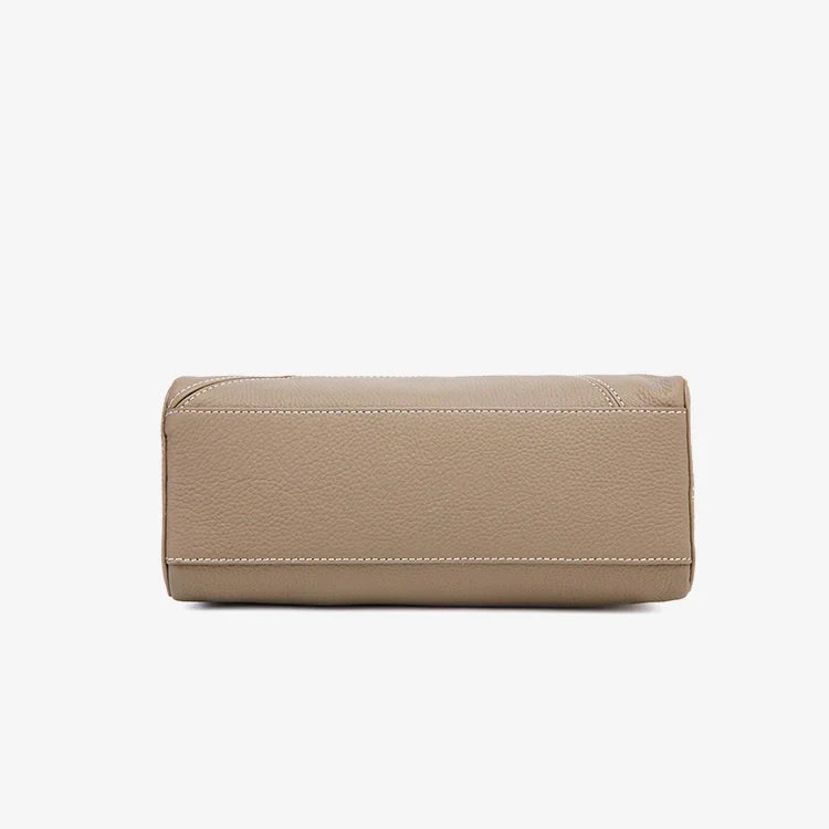 Izabella | Classic Leather Crossbody Bag